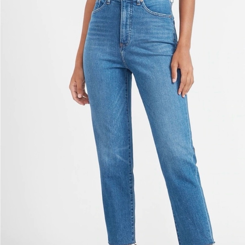 Express Mom High-Rise Straight Leg Jeans in Medium Blue